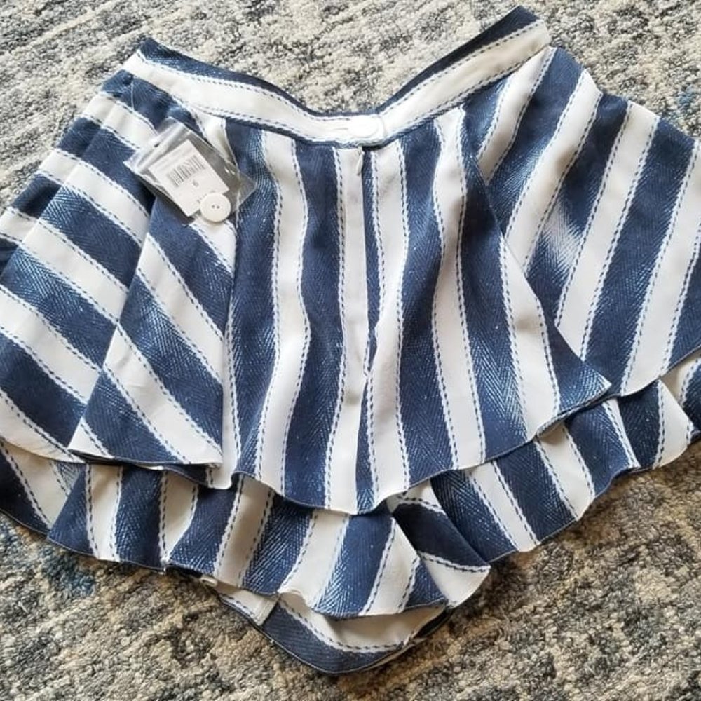 Short /Skirt